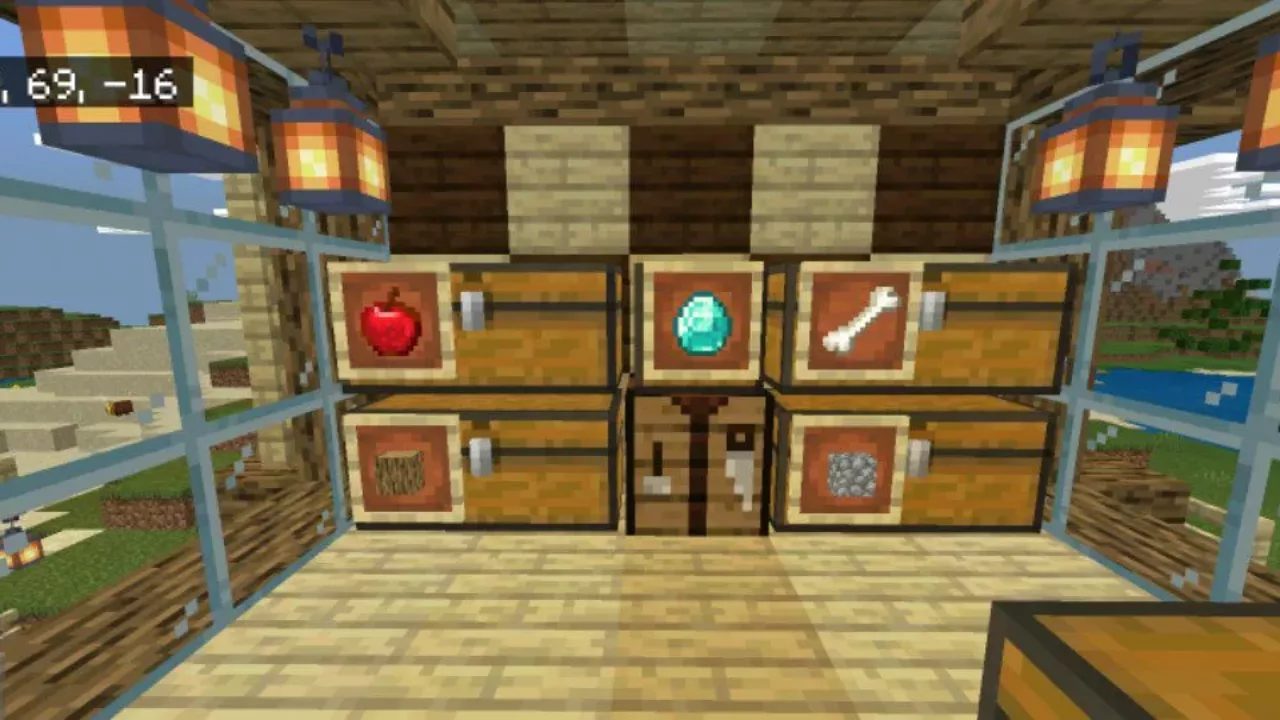 Chests from Small Survival House Map for Minecraft PE