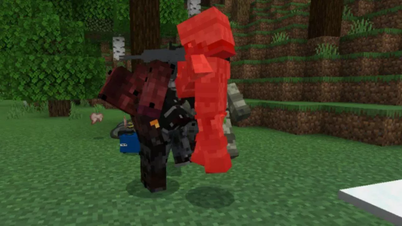 Fighting from Zombie Siege Mod for Minecraft PE