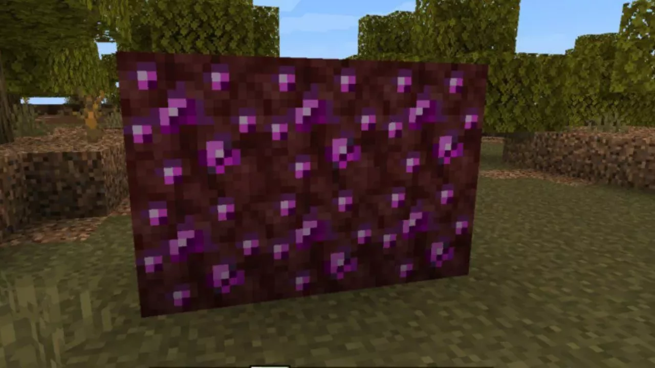Fluorite from Nether Ore Mod for Minecraft PE